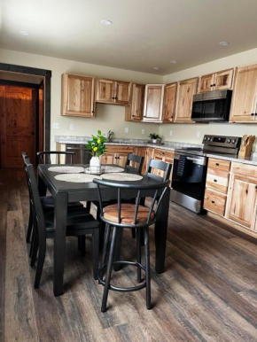 Rhodopa Guest House at Yellowstone #9